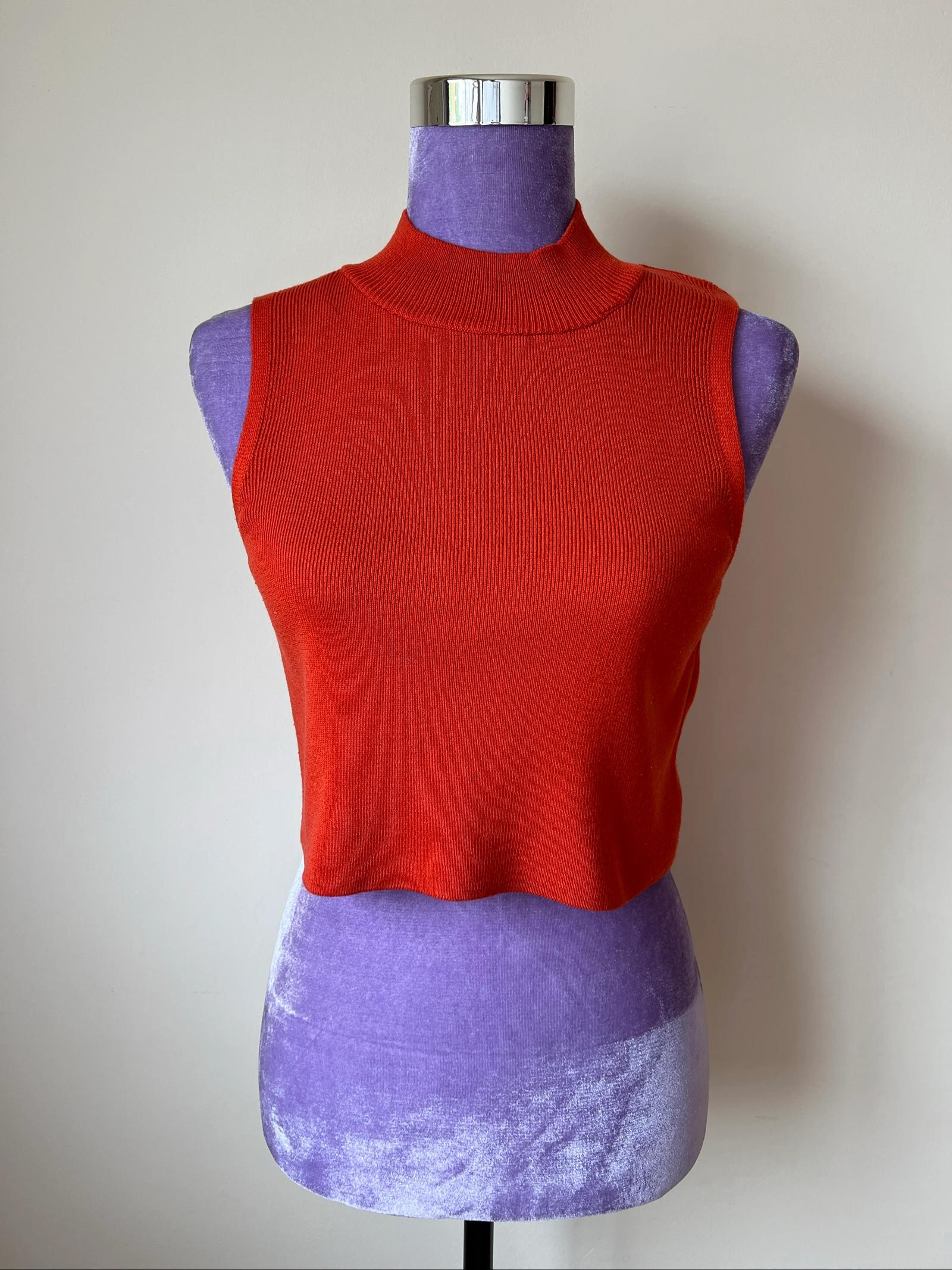Primark Top Malha Canelado Gola Alta | Tamanho S – photo 2
